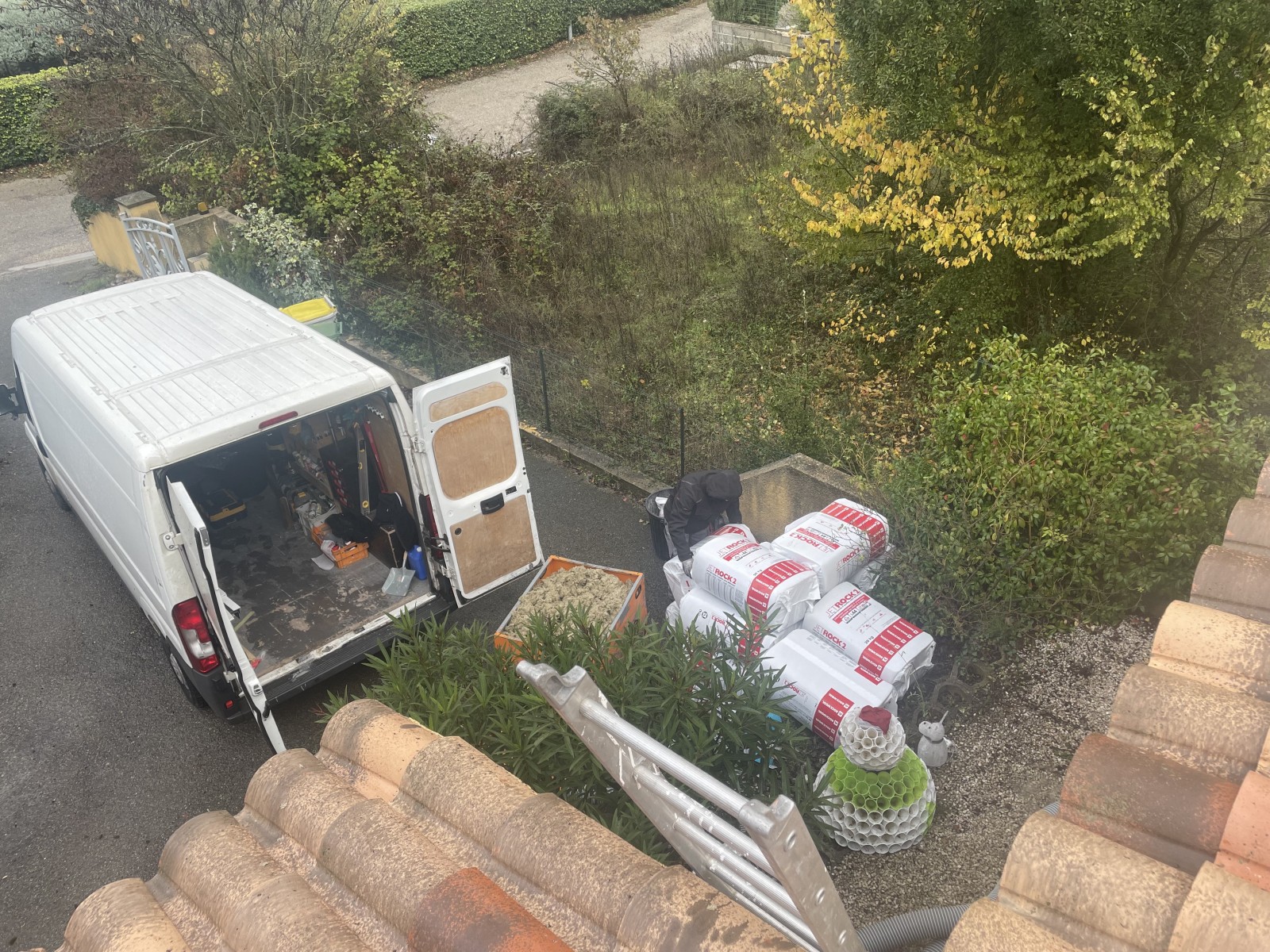 Solutoiture entreprise spécialisée dans la rénovation de toiture à Châteauneuf-les-Martigues 13220