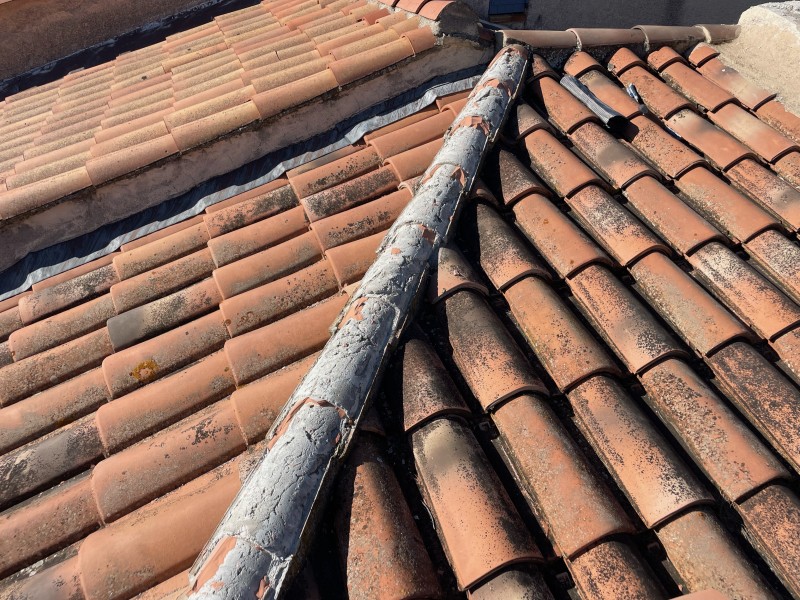 Rénovation de Faîtage de toiture sur Bouc-Bel-Air 13320