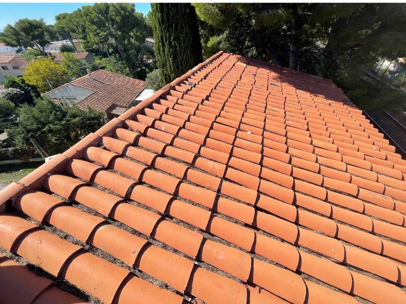 toiture avant intervention sur Sausset