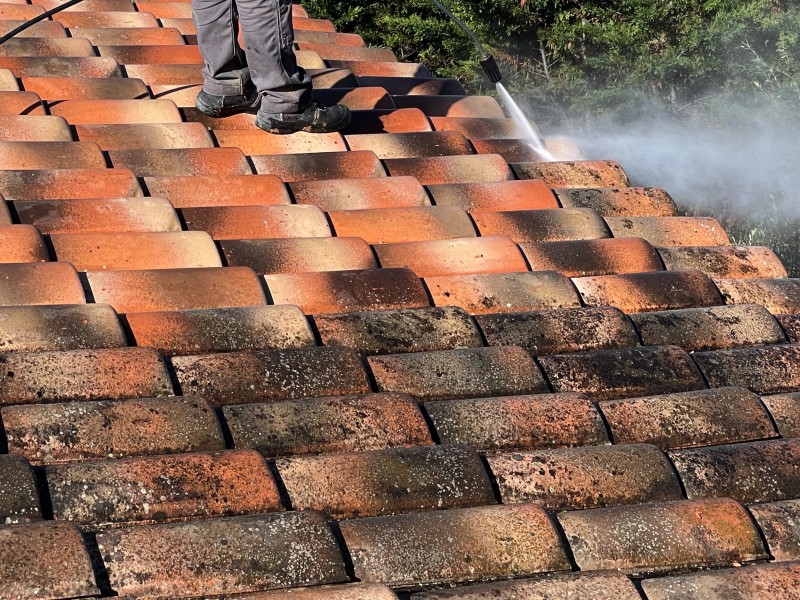 Couvreur pour Nettoyage de toiture Châteuneuf-les-Martigues 13220