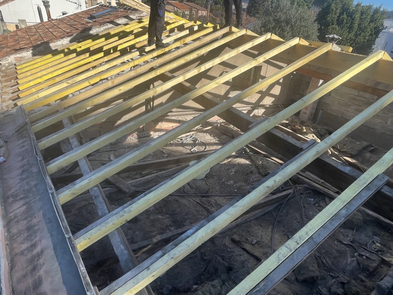 pose de charpente de toiture marignane 13700