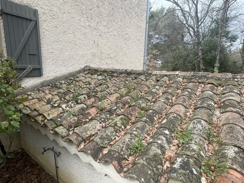Changement d’une toiture de maison près de Venelles 13770