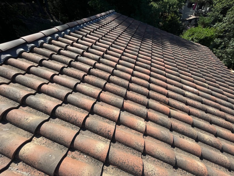 couvreur pour demossage de tuiles Bouc-Bel-Air 13320