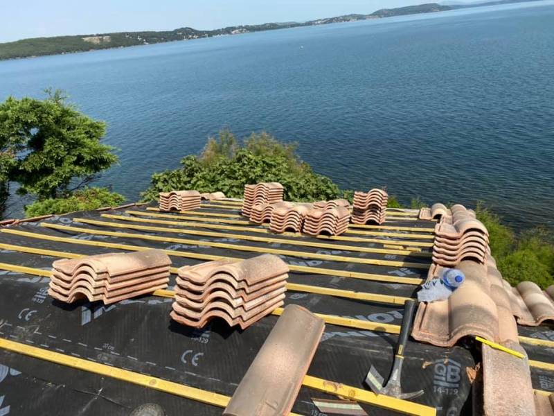 pose écran sous toiture sur Istres