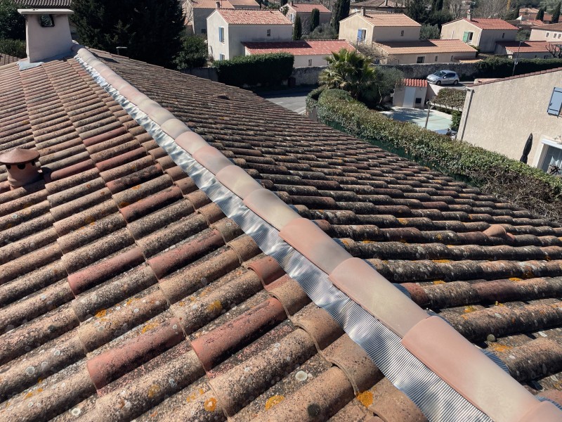 Couvreur pour Répation de Faîtage de Toiture à Bouc-Bel-Air 13320