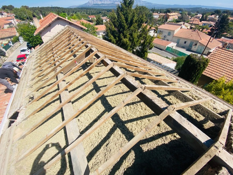 dépose toiture sur greasque