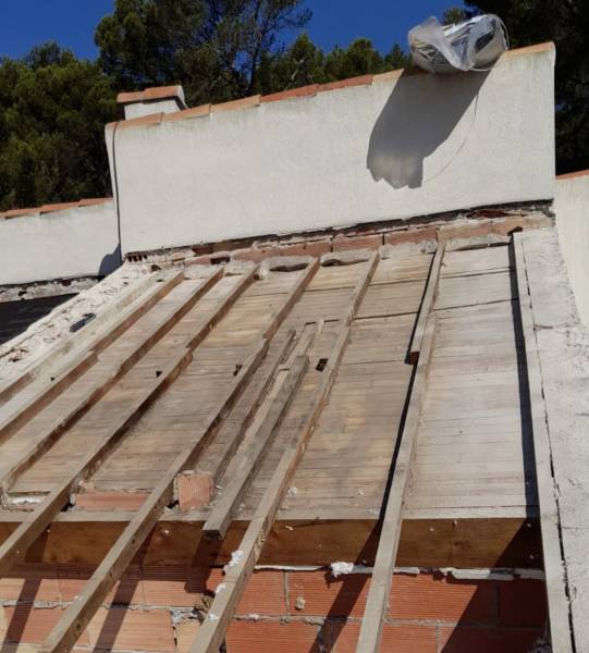 dépose toiture bouc bel air