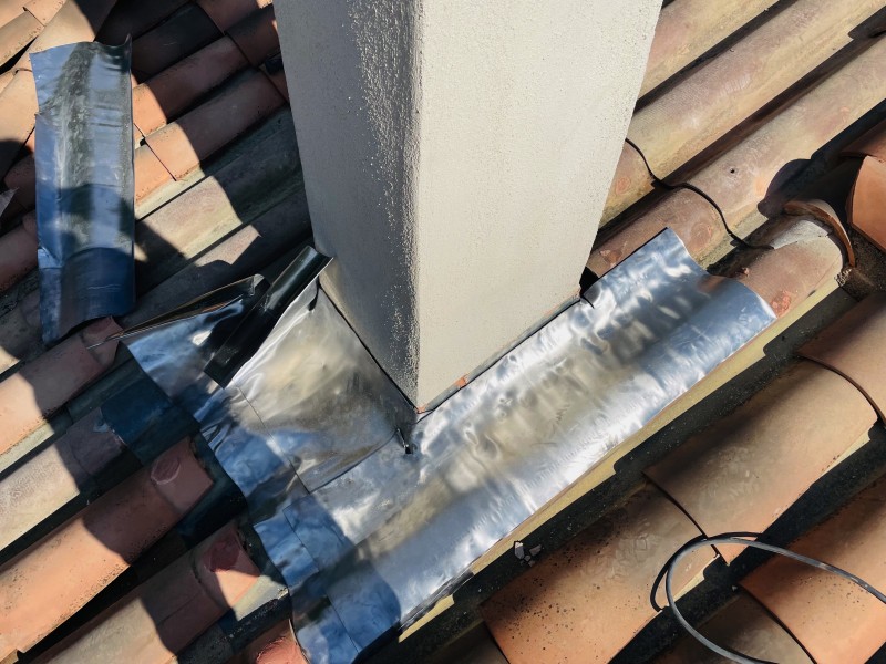 Changement d’un tour de cheminée en Plomb d’une toiture à Vitrolles 13127