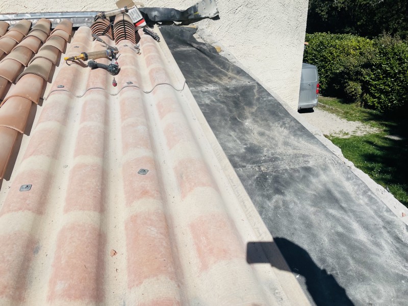 Rénovation d’une toiture de maison sur Mimet 13105