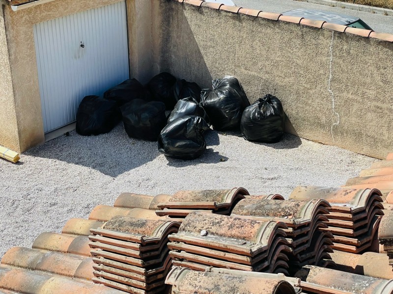 dépose isolation et évacuation Saint-Victoret 13730