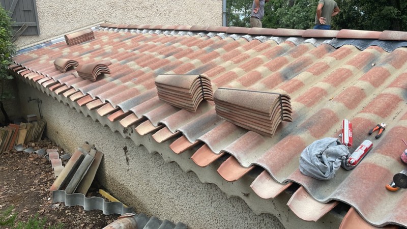 Changement d’une toiture de maison près de Venelles 13770