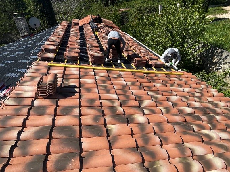changement de toiture à Aix en Provence 13100