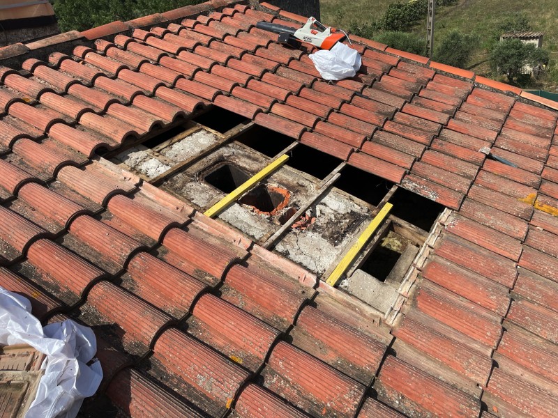 Couvreur pour réparation de toiture La-Fare-les-Oliviers 13580