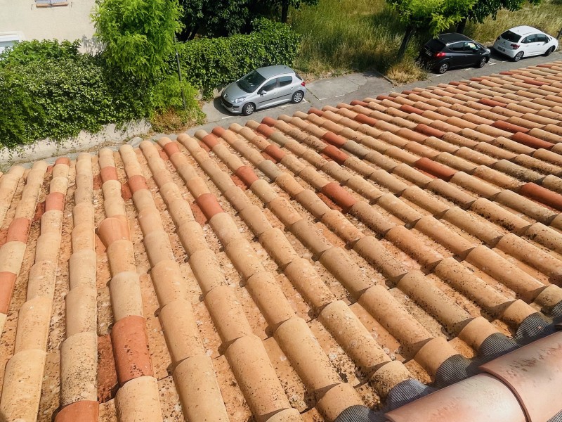 Couvreur pour traitement de toiture sur Bouc-Bel-Air 13320