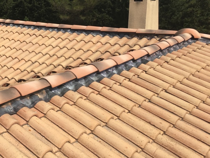 couvreur pour rénovation de toiture mimet 13105