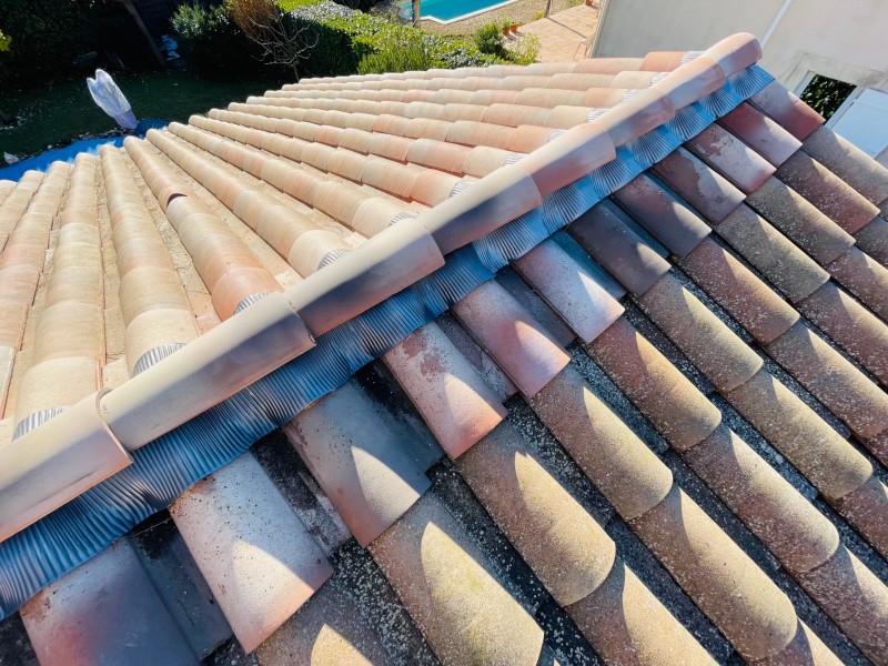 Faitage type closoir fini sur marignane