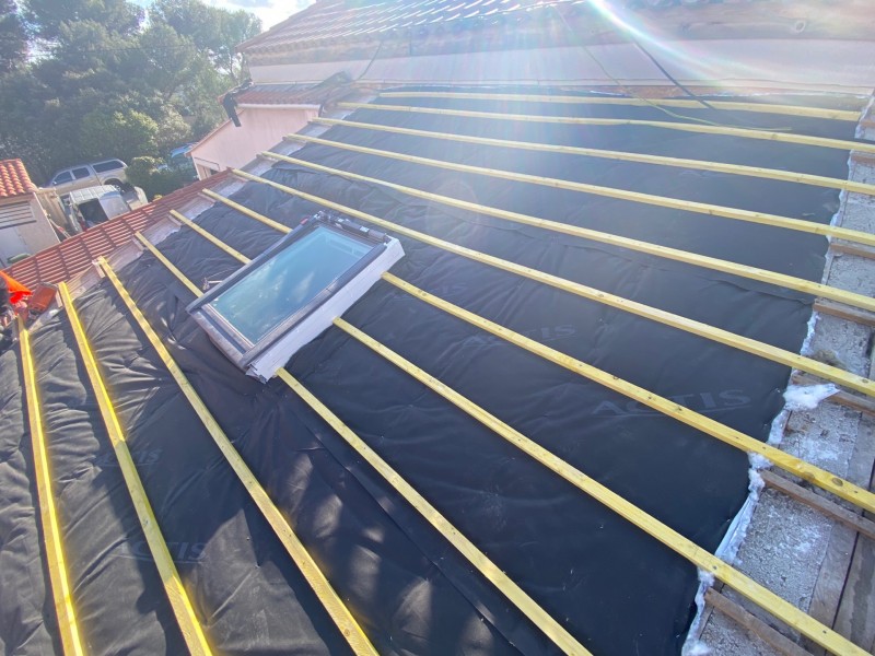 pose liteaux sur toiture sur bouc bel air