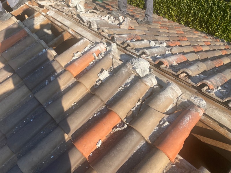 dépose ciment et tuiles sur mimet