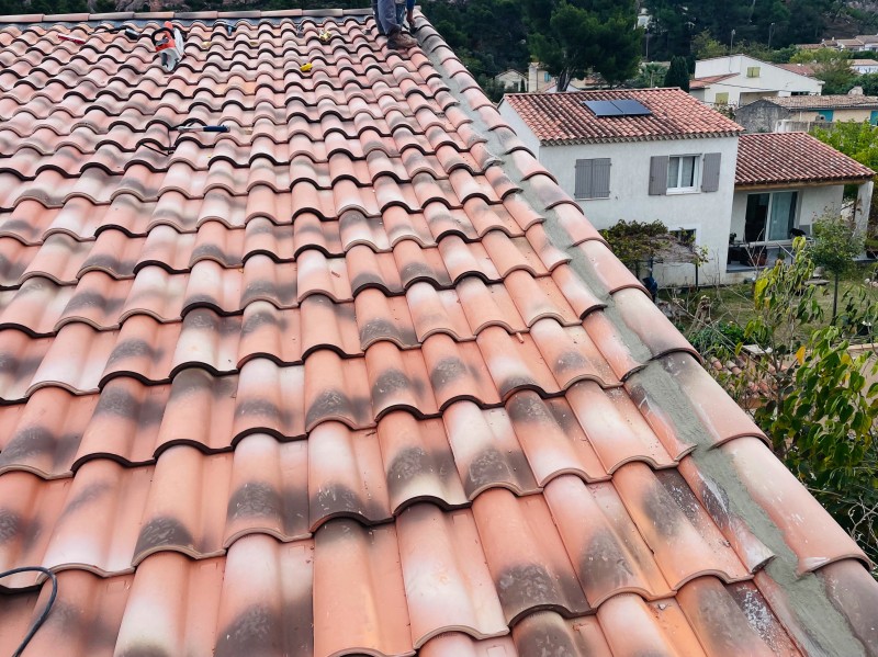 Changement d’une toiture de maison sur Vitrolles 13127 près de Marignane