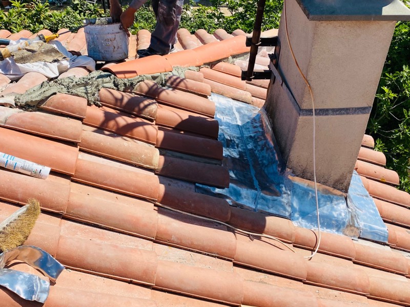 pose ciment sur faîtage sur marignane