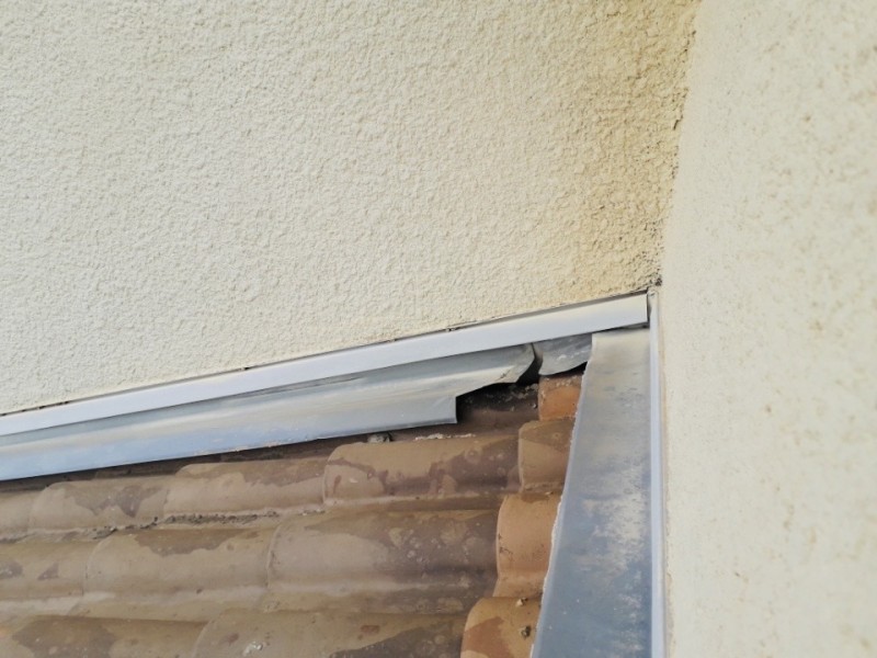 solin endommagé avant intervention sur vitrolles