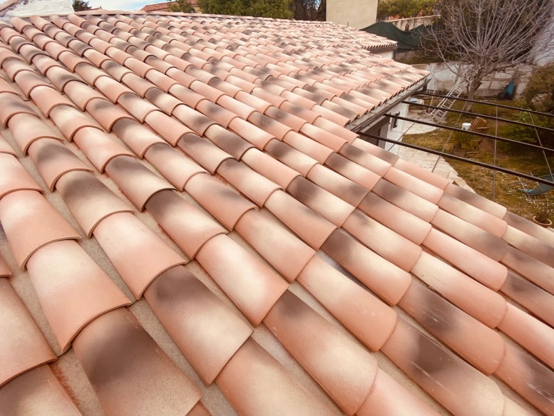 toiture en pst fini prés de marignane