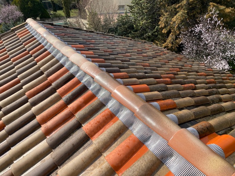 faitage closoir plomb fini sur mimet