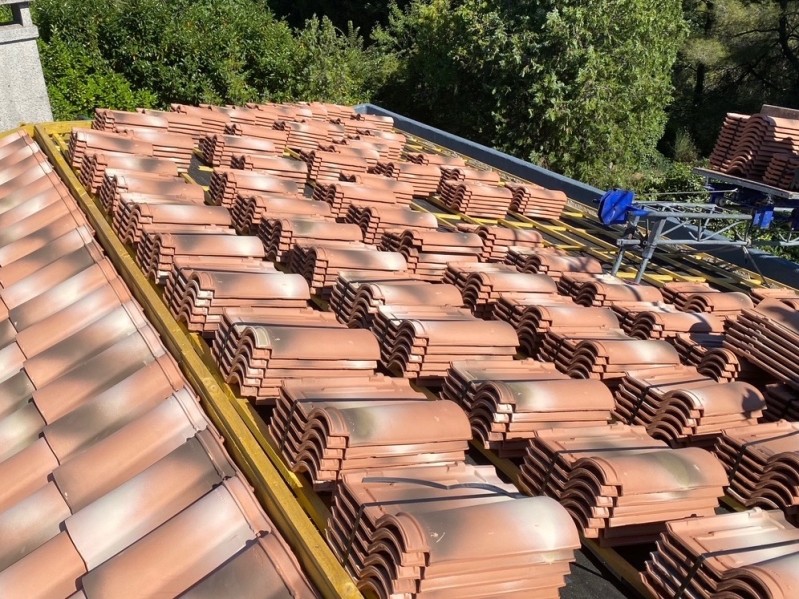 couvreur pour pose de tuile à La Fare-les-Oliviers 13580