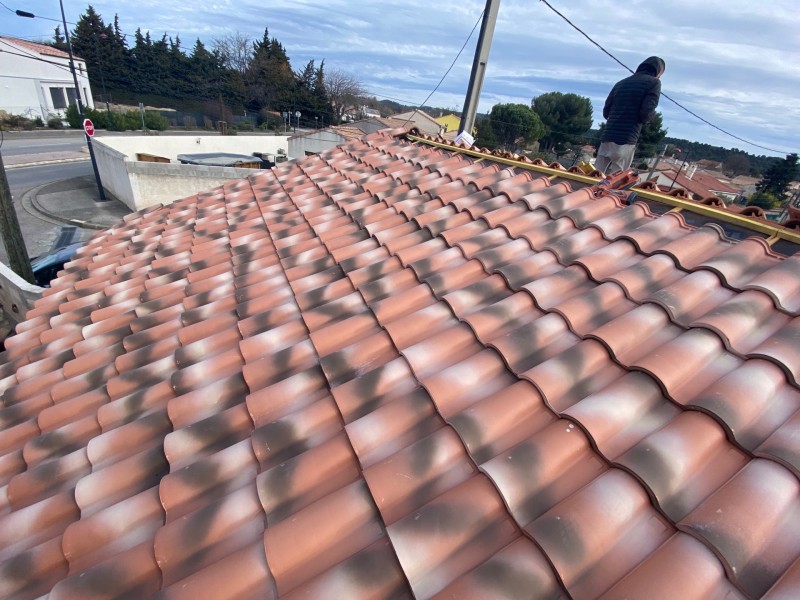 poste tuile romane sur st victoret