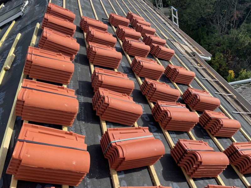 pose de toiture à luynes 13080