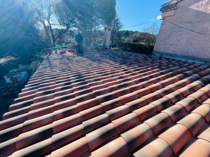 toiture pst canal partie basse sur bouc bel air