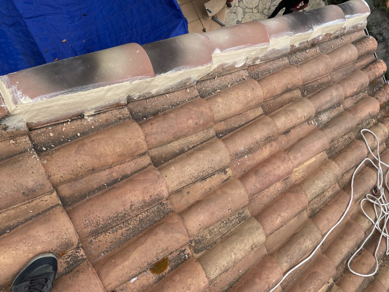 Rénovation de Rive de toiture ciment Le Rove 13740