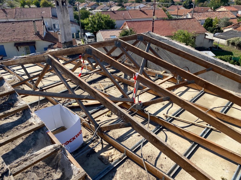 Dépose de la toiture sur gardanne