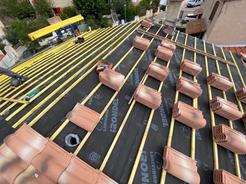 Pose litau et tuiles sur gardanne