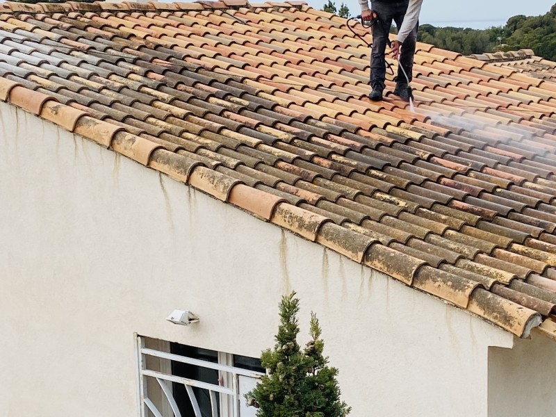 Couvreur pour Nettoyage de toiture à Carry-le-Rouet 13620