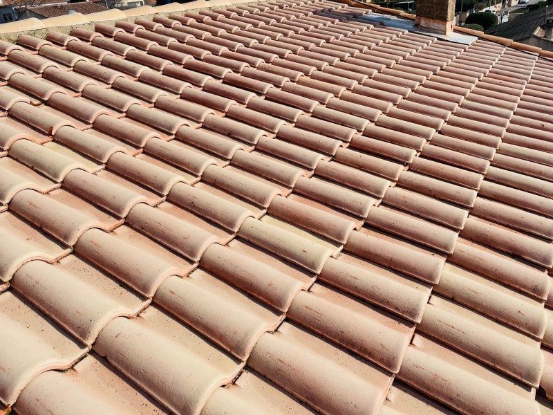 toiture avec nettoyage de tuile sur coudoux