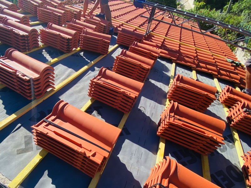 couvreur pour Pose de tuiles à Carry-le-Rouet 13620