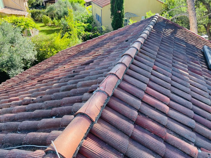 Couvreur pour rénovation d’une toiture de maison sur Bouc-Bel-Air 13320