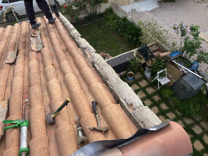 Rénovation d’une toiture de maison sur Vitrolles 13127 près de Marignane