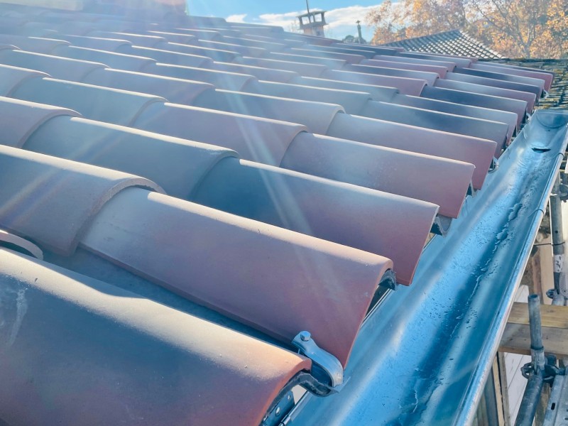 toiture pst avec gouttieres à grans