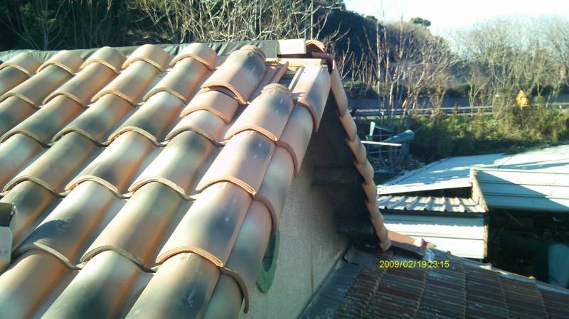 Réfection d'une toiture sur une maison individuelle en tuile mécanique sur Marseille 13016