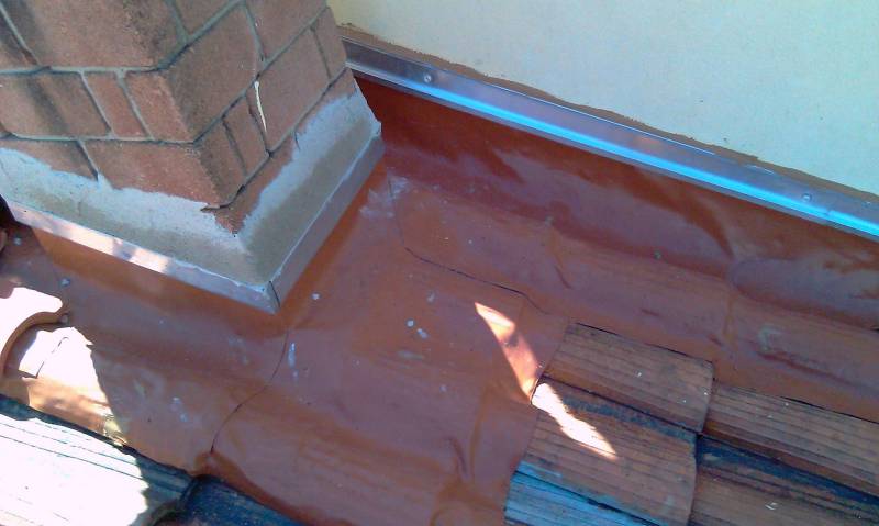 solin plomb fini près de salon de provence