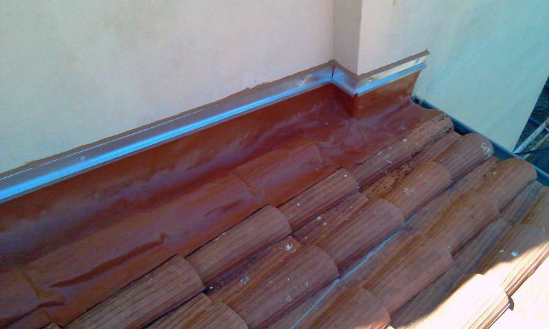 solin plomb fini sur salon de provence