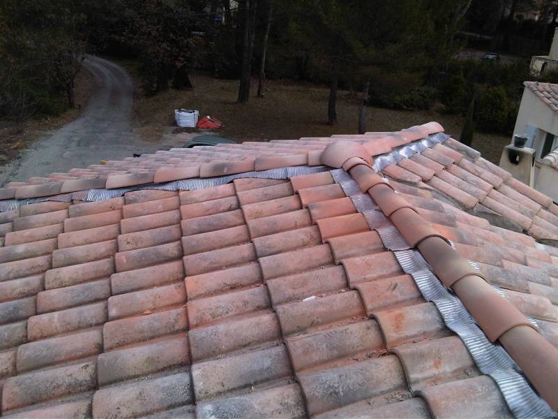 faîtage closoir fini près de Velaux