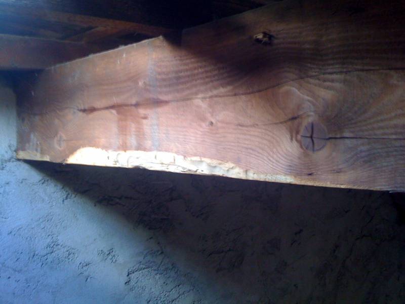 Traitement de charpente traditionnelle de maison individuelle sur Saint-Victoret 13730 près de Marignane 13700