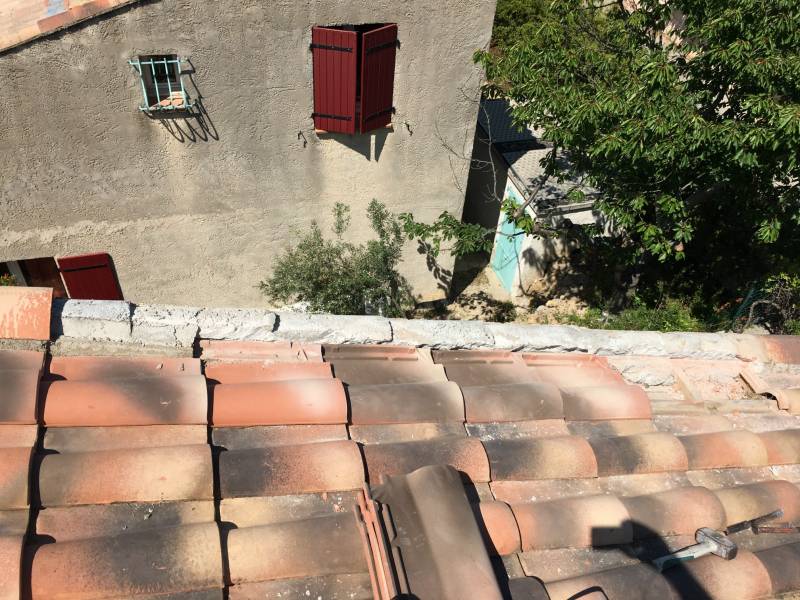 dépose tuile rive sur aix en provence