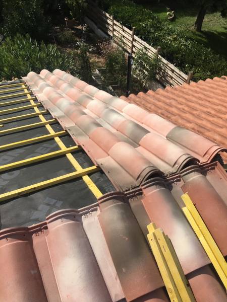 pose de tuiles mecanique sur velaux