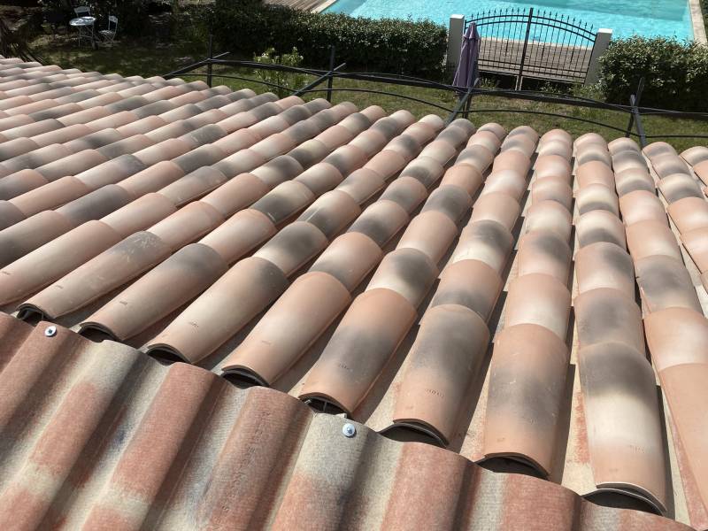 Pose de toiture type PST près de Aix en Provenve 13100