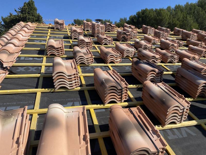 pose de toiture sur martigues 13500