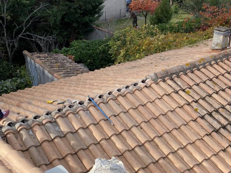 dépose faitage près de martigues